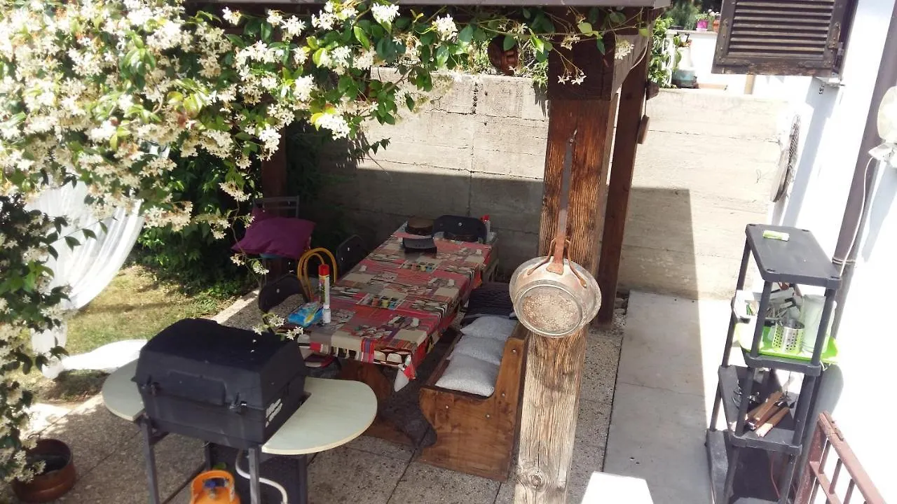 Affittacamere Casa di Loretta Hotel Parabiago Italia